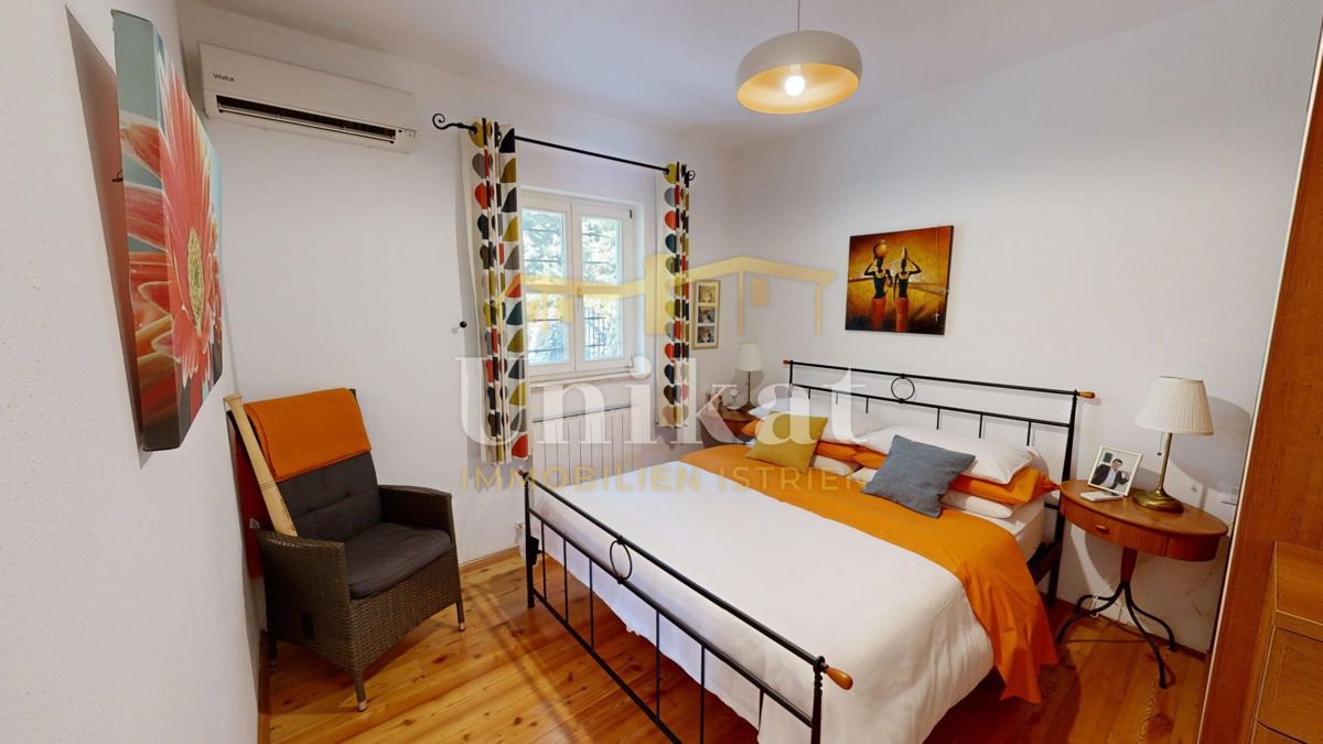 Dvojna kuća con piscina in stile istriano